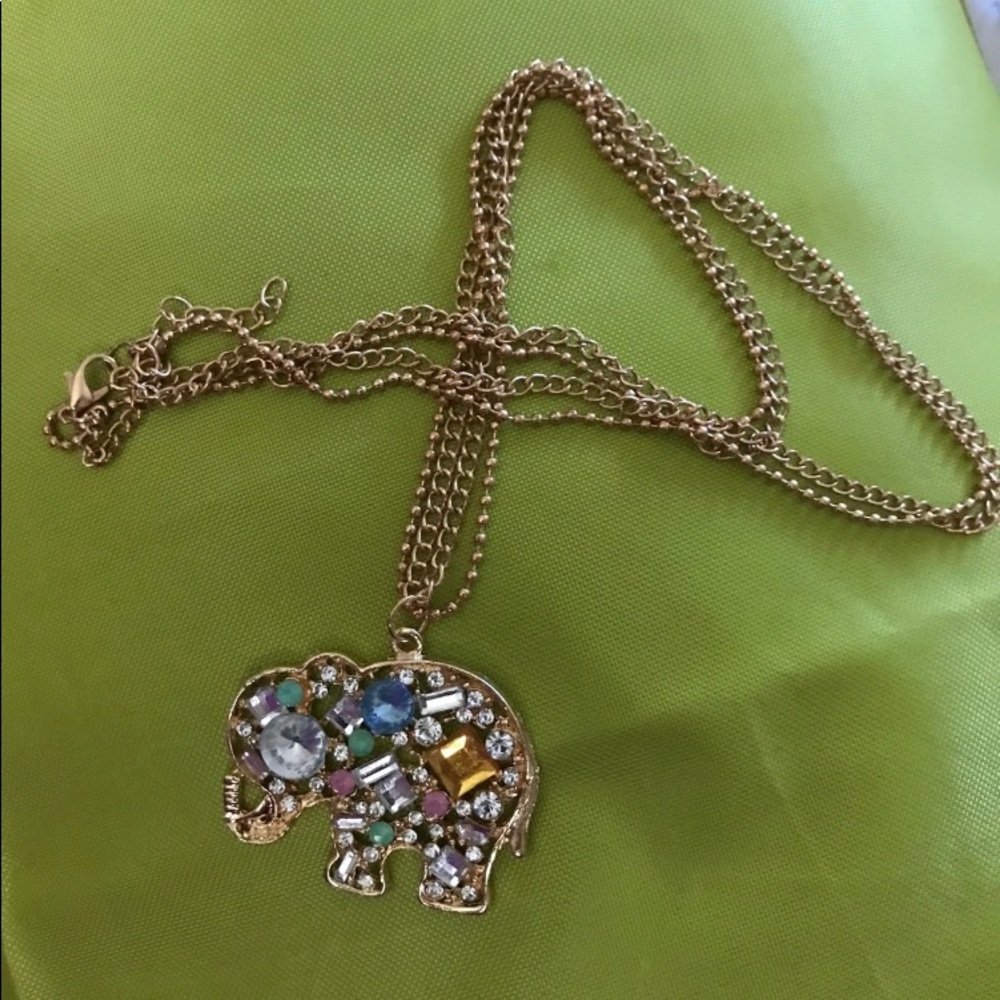 Beautiful Rhinestone Elephant Necklace